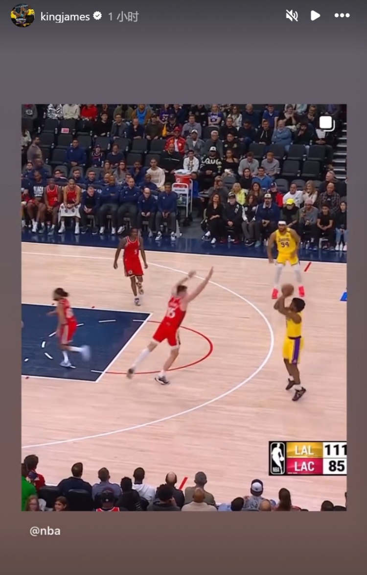  為你驕傲！布朗尼投進(jìn)NBA生涯首記三分球！詹姆斯賽后轉(zhuǎn)發(fā)