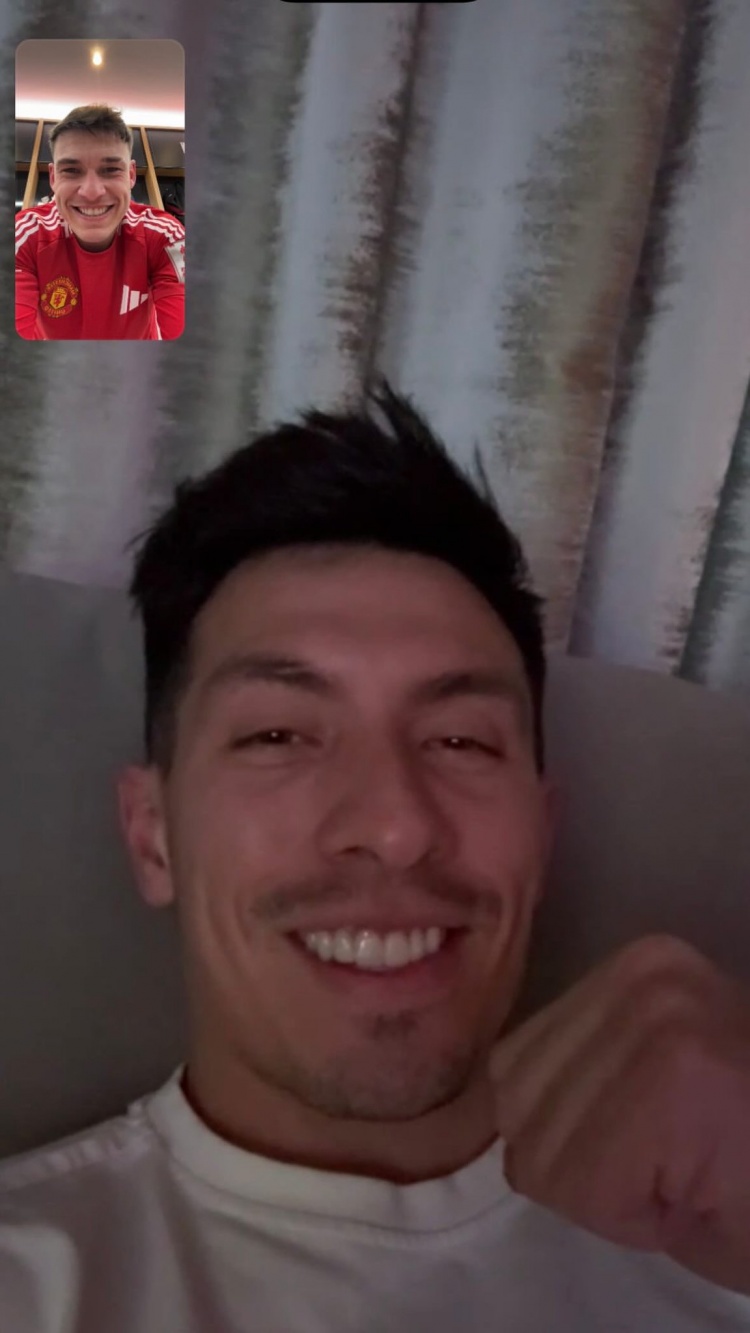  勝利獻給你！烏加特賽后視頻連線重傷的利桑德羅，一起慶祝晉級