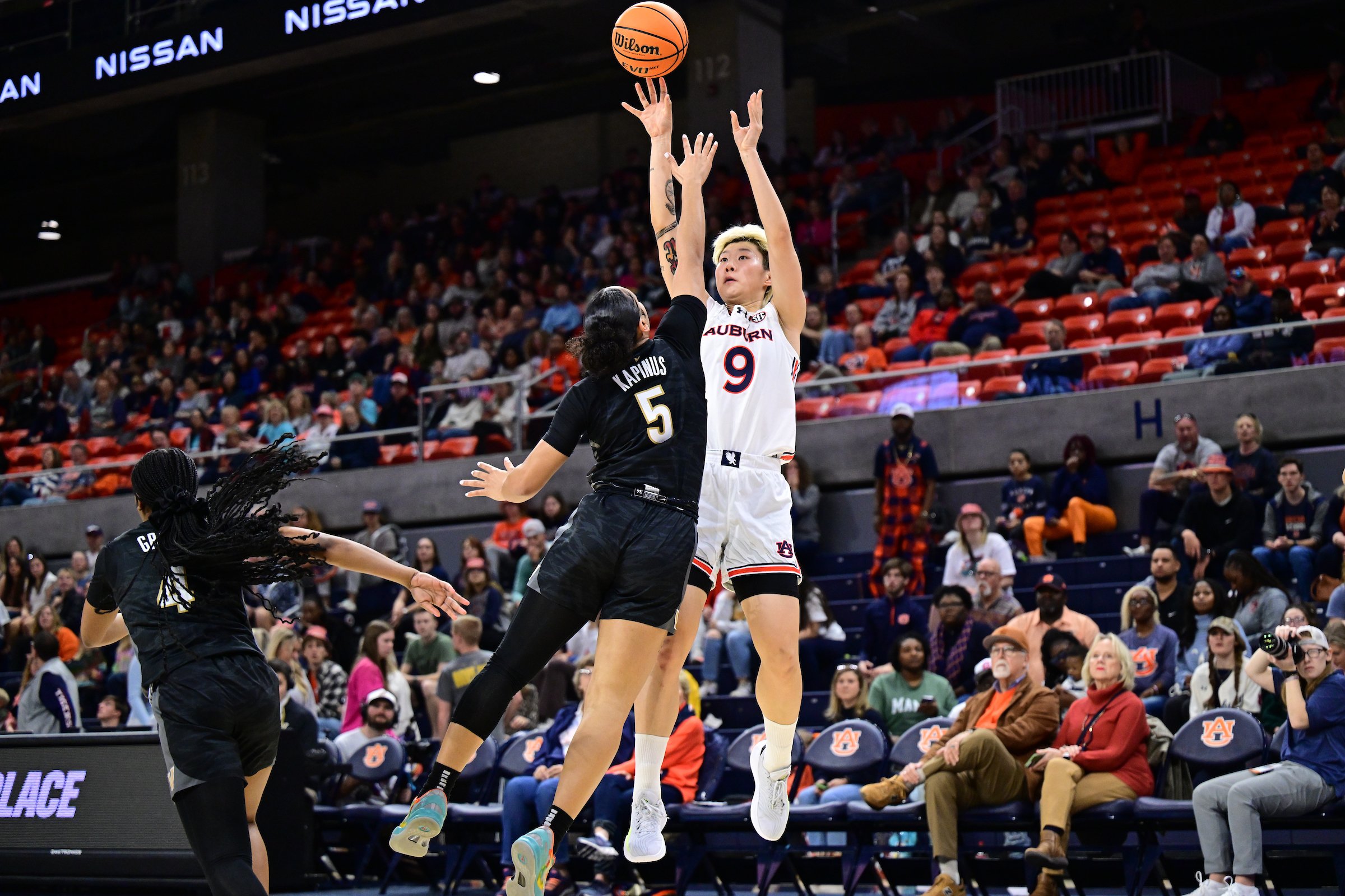  征戰(zhàn)NCAA！鄧雨婷：不太喜歡被稱為“李夢(mèng)接班人” 未來想進(jìn)WNBA