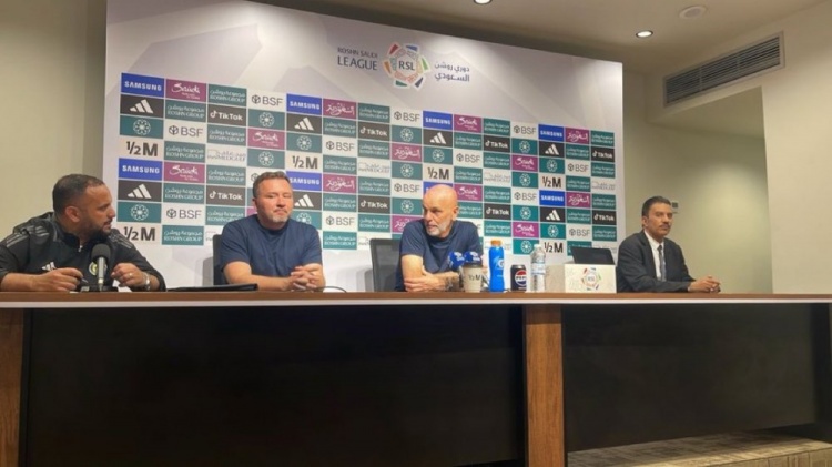  皮奧利：球隊(duì)并未因推遲開球而受影響，利雅得勝利配得上勝利