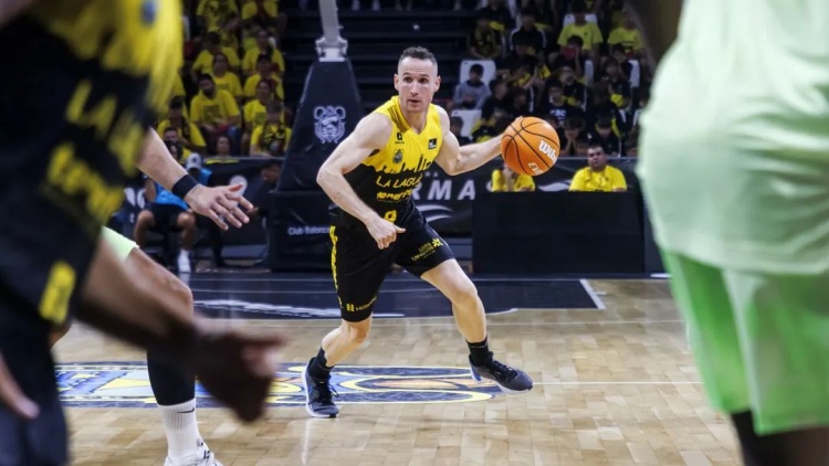  NBA初代老六，42歲進(jìn)入生涯巔峰？！