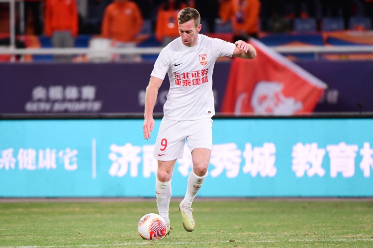  熱身賽：長春亞泰2-1青島海牛 貝里奇、奧莫伊胡安弗破門???
