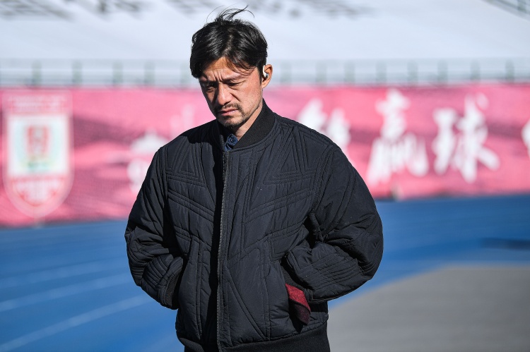  兩隊(duì)均三連敗開局！足球報(bào)談亞泰vs三鎮(zhèn)：亞泰力爭打好第一個(gè)主場